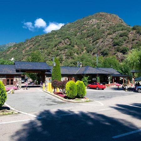 Camping Bungalows La Borda Del Pubill Ribera de Cardós Exterior foto