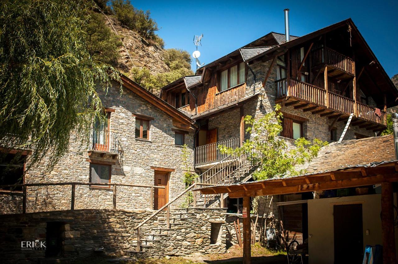 Camping Bungalows La Borda Del Pubill Ribera de Cardós Exterior foto