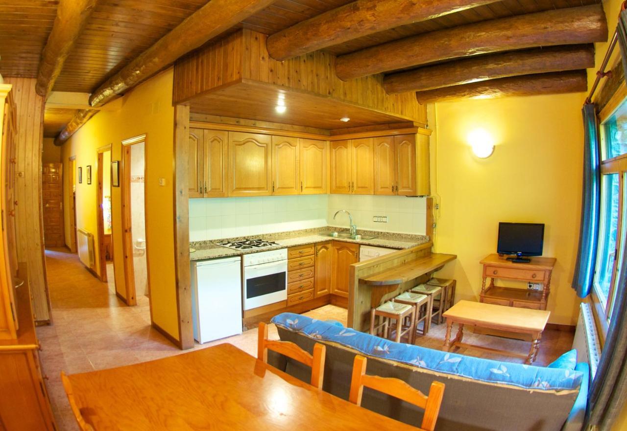 Camping Bungalows La Borda Del Pubill Ribera de Cardós Exterior foto