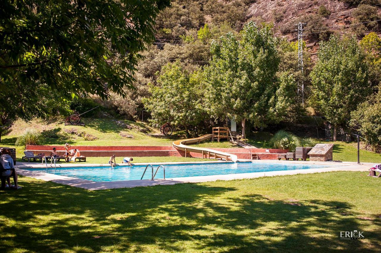 Camping Bungalows La Borda Del Pubill Ribera de Cardós Exterior foto