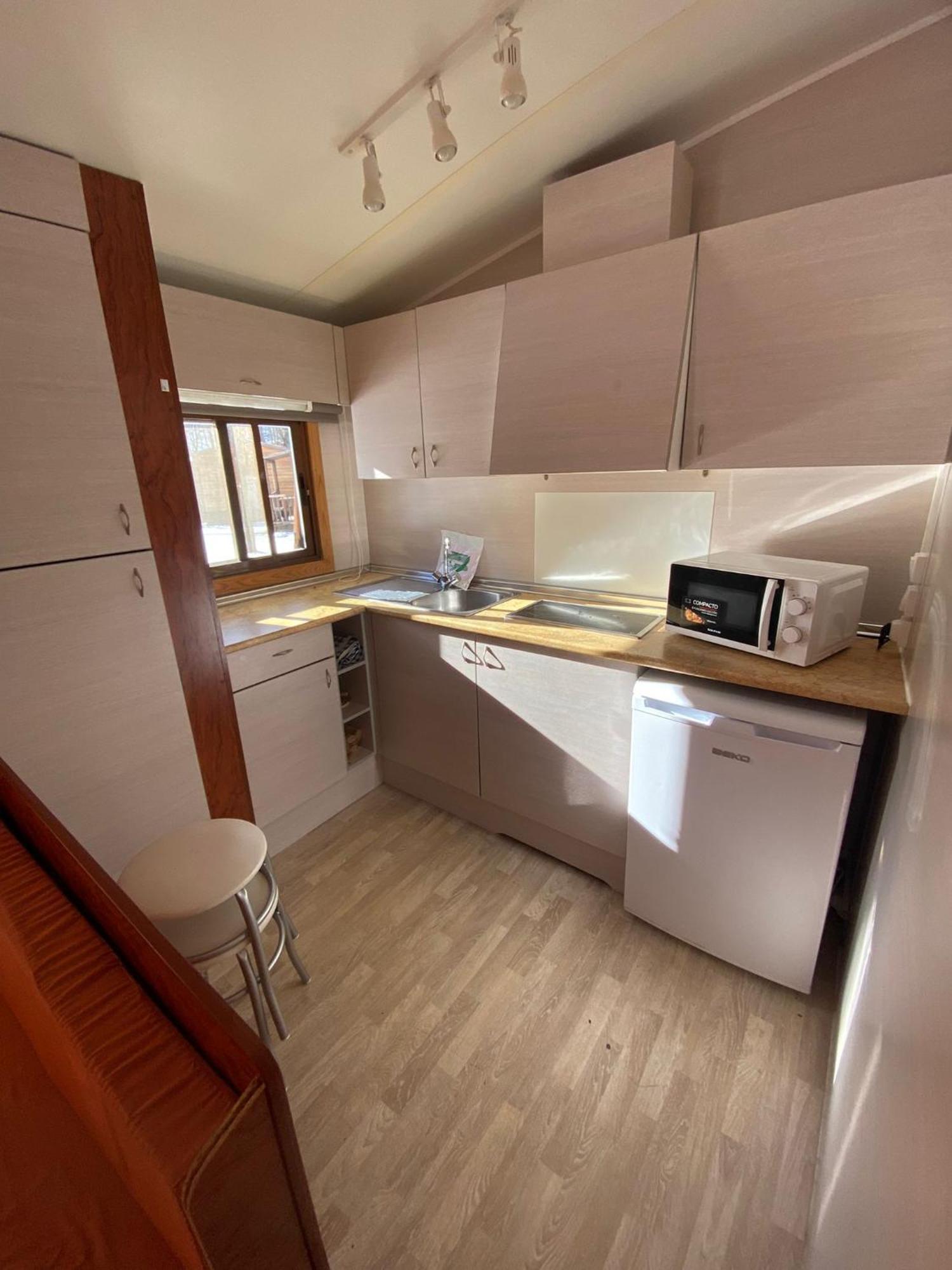 Camping Bungalows La Borda Del Pubill Ribera de Cardós Exterior foto