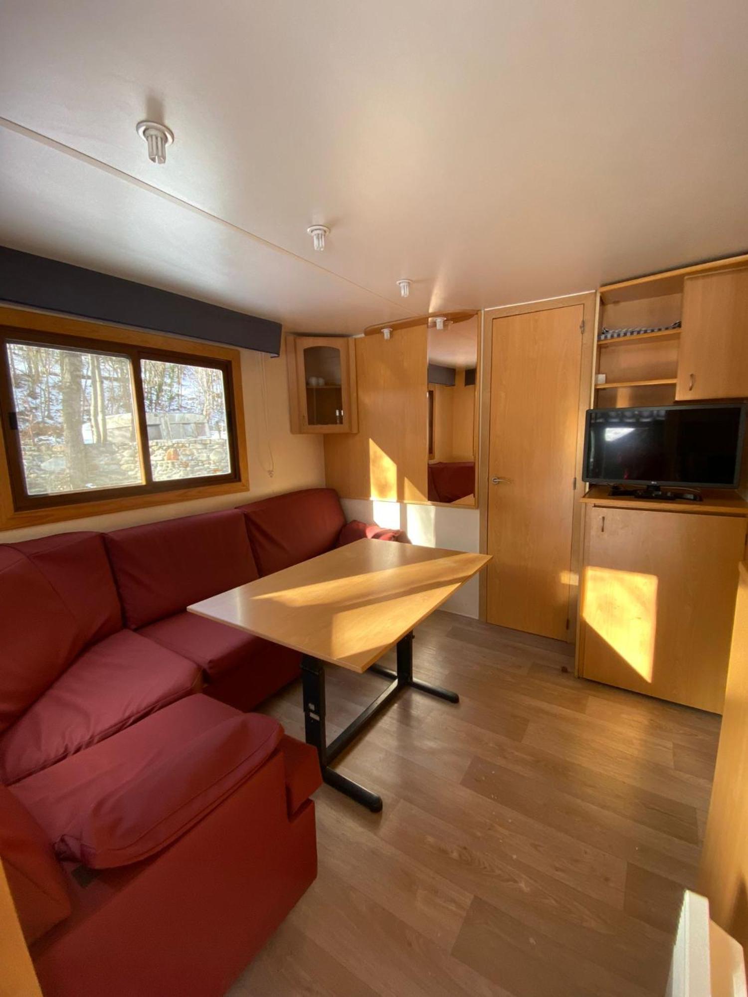 Camping Bungalows La Borda Del Pubill Ribera de Cardós Exterior foto