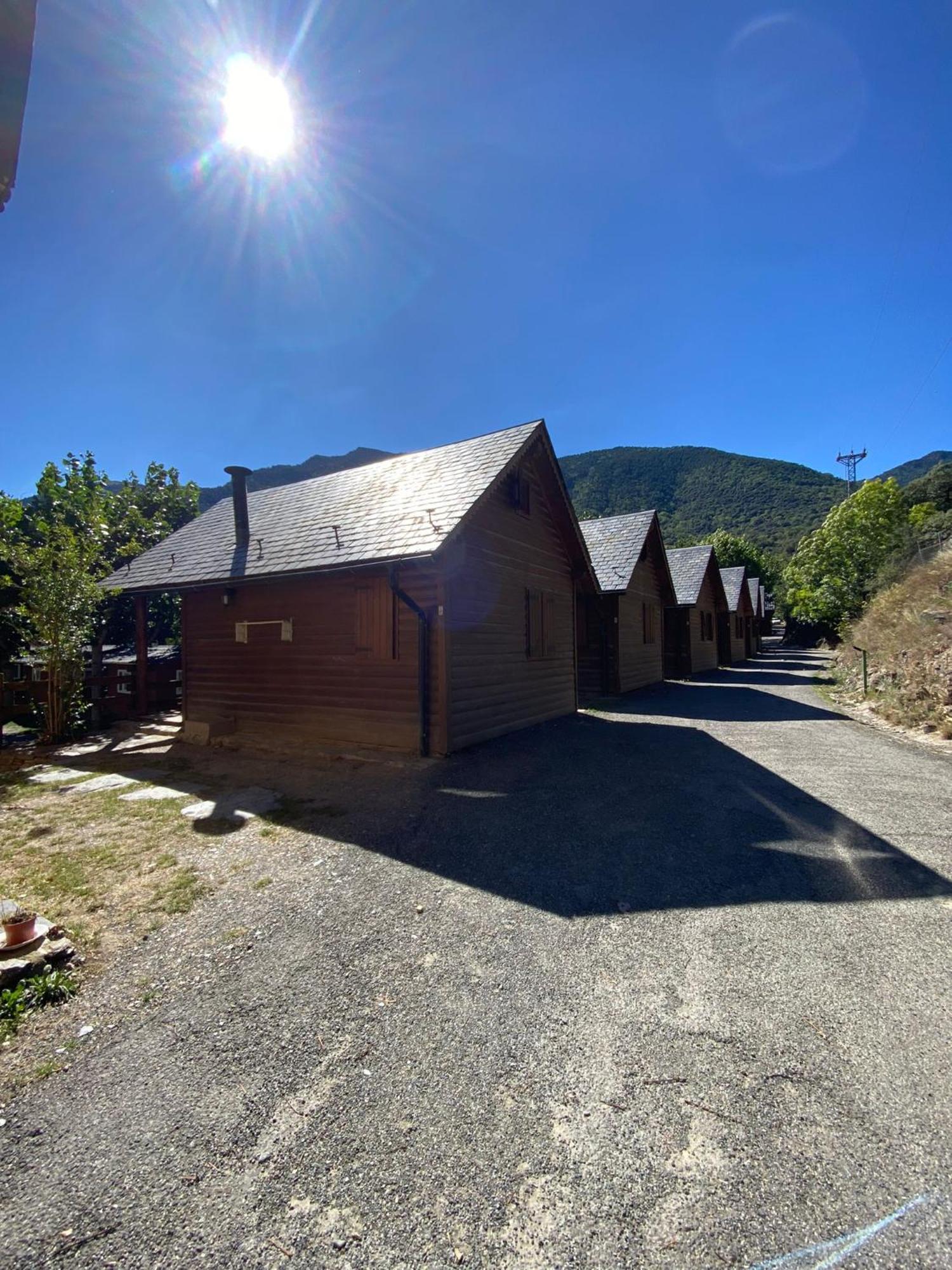 Camping Bungalows La Borda Del Pubill Ribera de Cardós Exterior foto