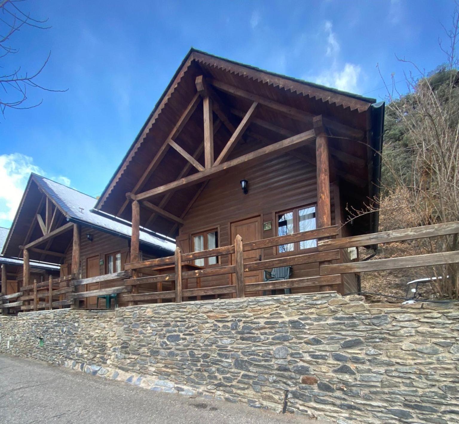 Camping Bungalows La Borda Del Pubill Ribera de Cardós Exterior foto